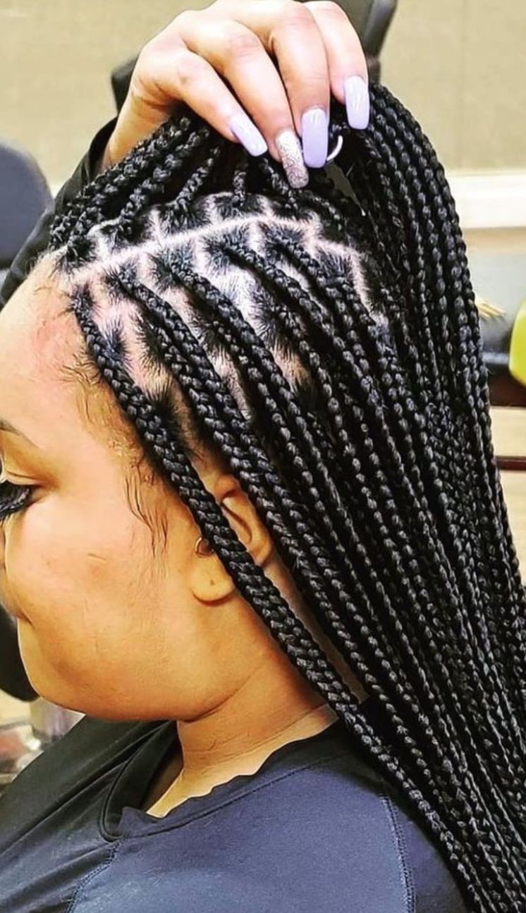 Semi- midium knotless braids